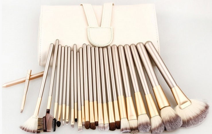 Makeup brush Makeup brush